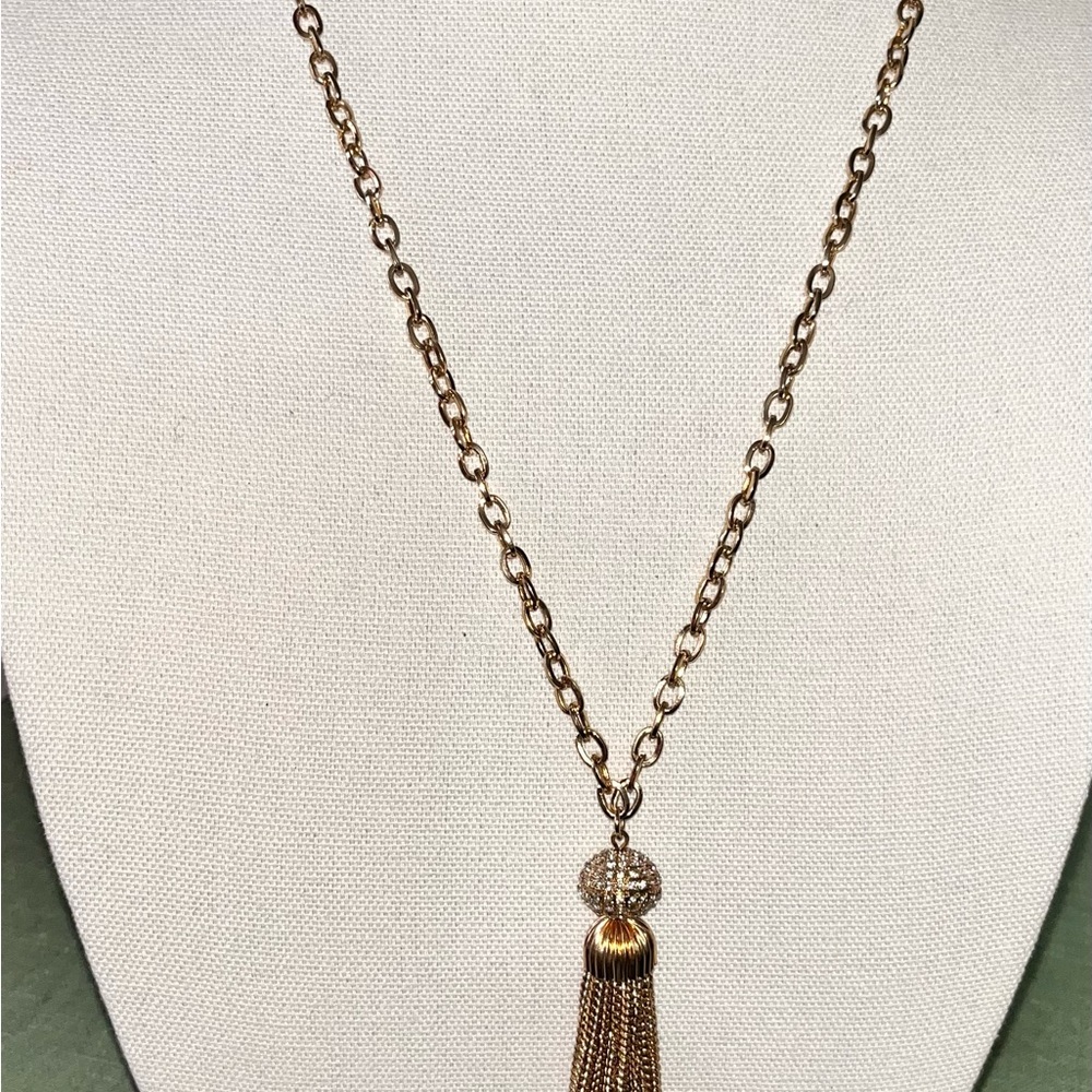 Gold Tassel Pendant Necklace with Elegant Chain